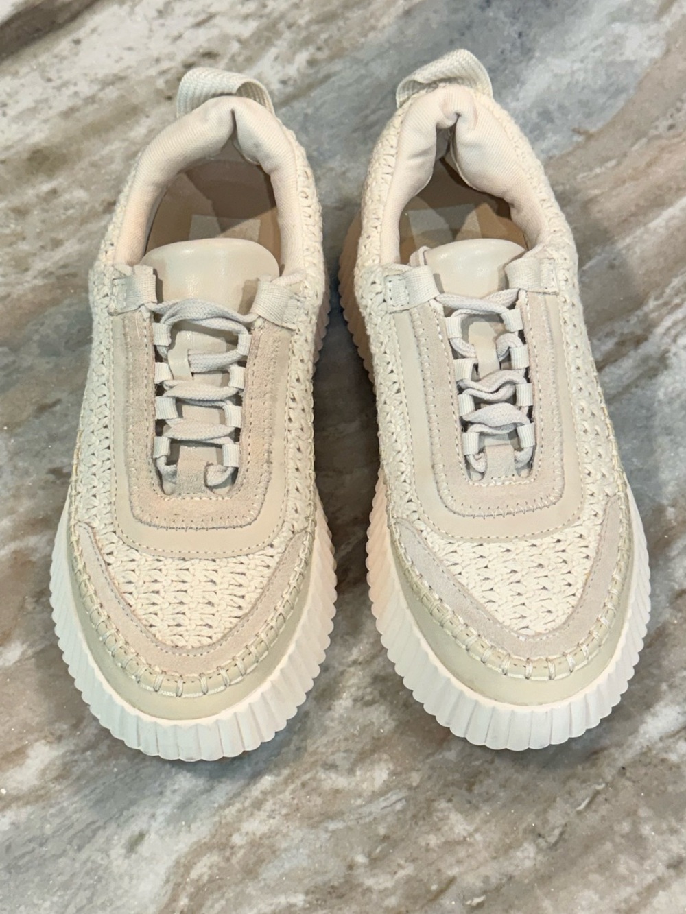 Women’s DOLCE VITA Dolen platform crochet sneakers- Size 8.5 - Picture 2 of 8